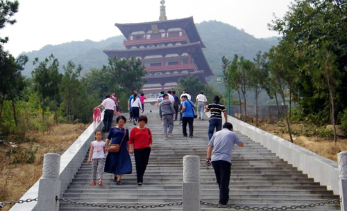Multi-religious culture in Nanyang