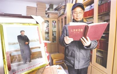 66-year-old carries forward red culture