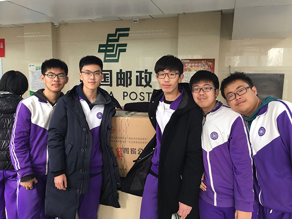 Chinese students give generously to fight poverty